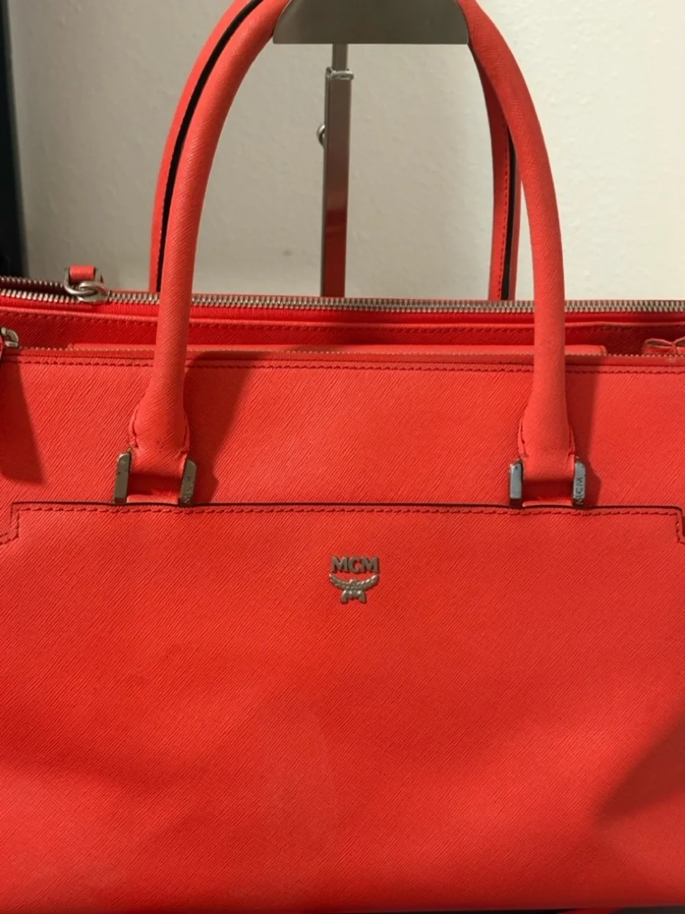 MCM CORAL ELDA Orange Reddish 2 Way Tote Bag READ DESCRIPTION - Picture 2 of 15